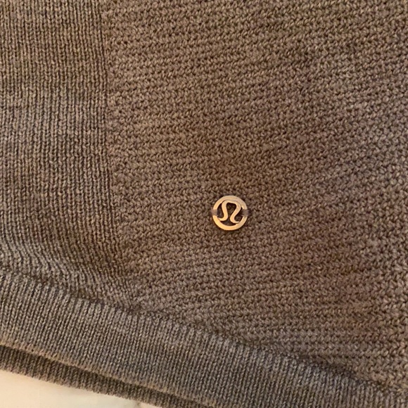 Lululemon long sleeve - mocha color - worn once - Picture 3 of 4